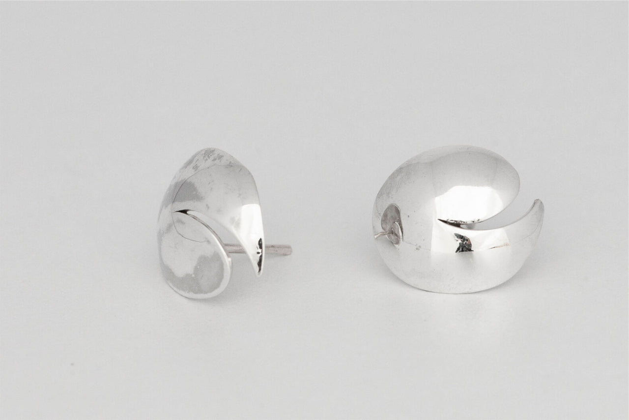 Small Snail Studs