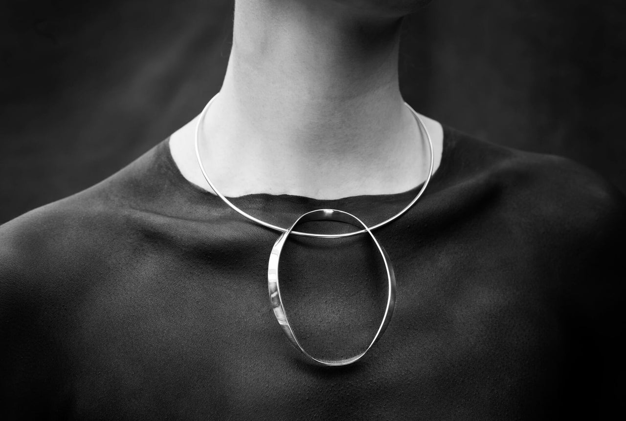 Serra Neckring