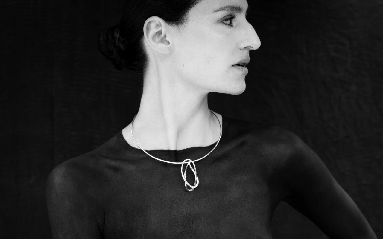 Double Flame Neckring