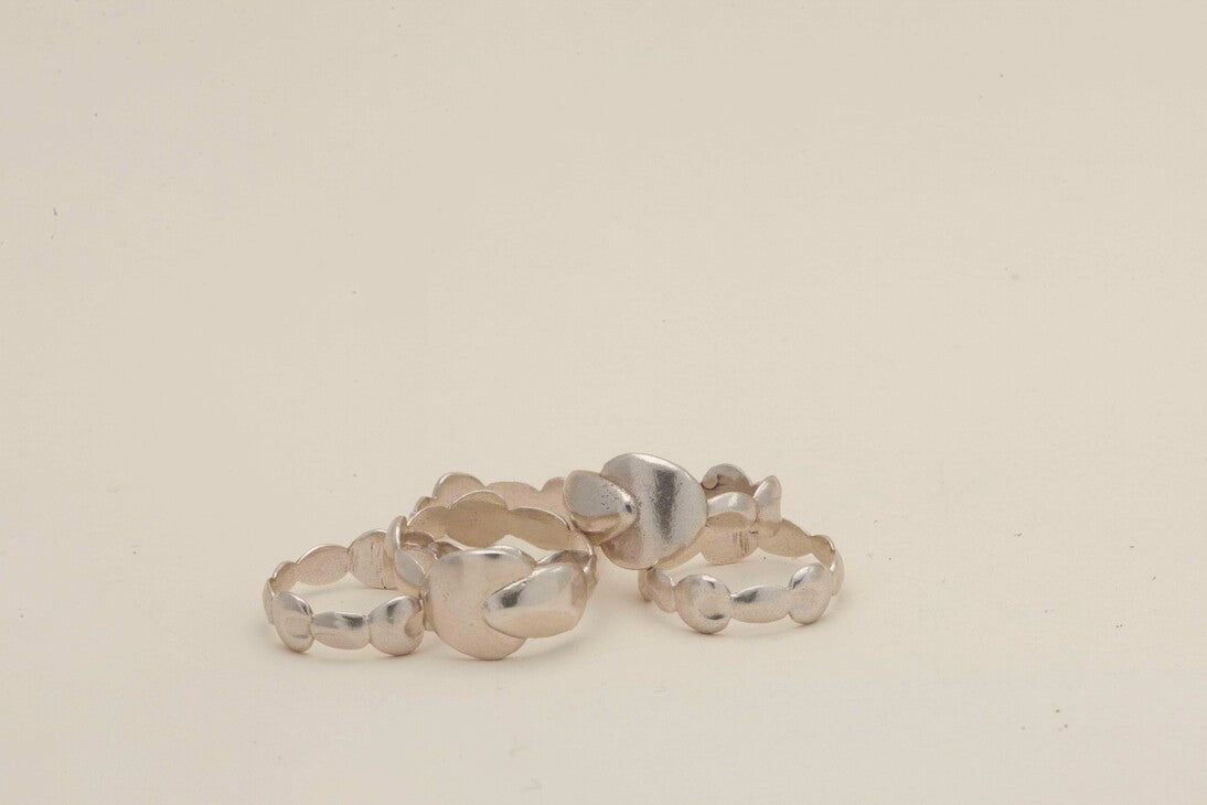 Interbeing Ended Ring