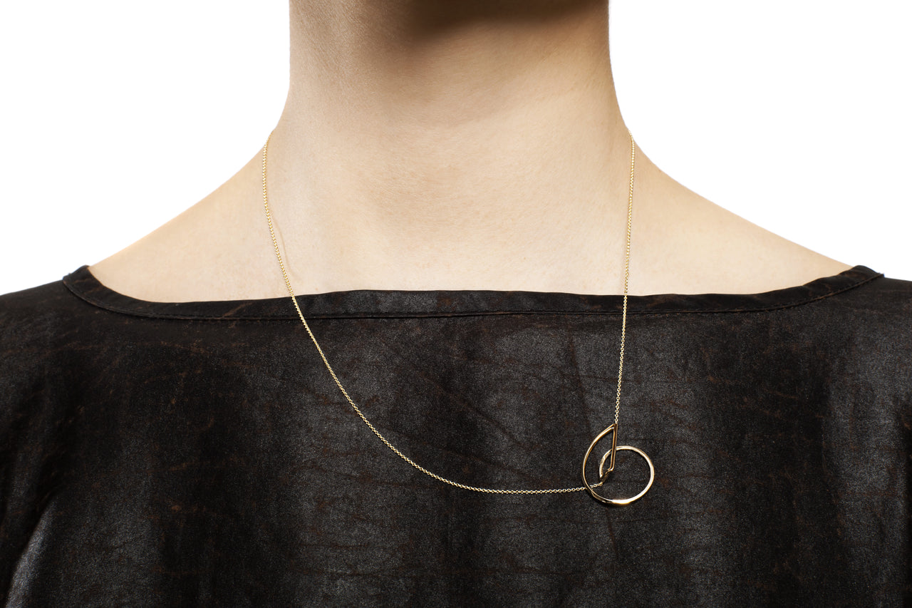 Small Aura on a Chain Gold