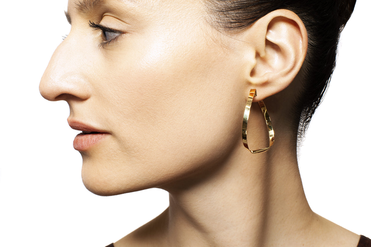 Gold Medium Hoops Twist